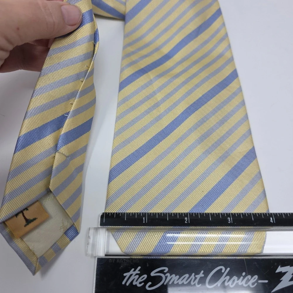 Off Island By Tommy Bahama Tie Mens Yellow Blue Stripe 100% Silk Handmade Y2K